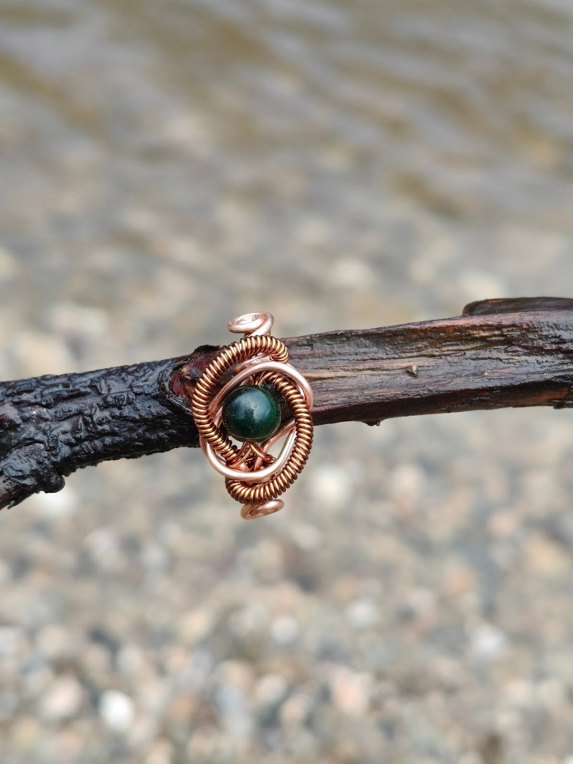 Anillo de cobre cálido – Ojo de tigre verde