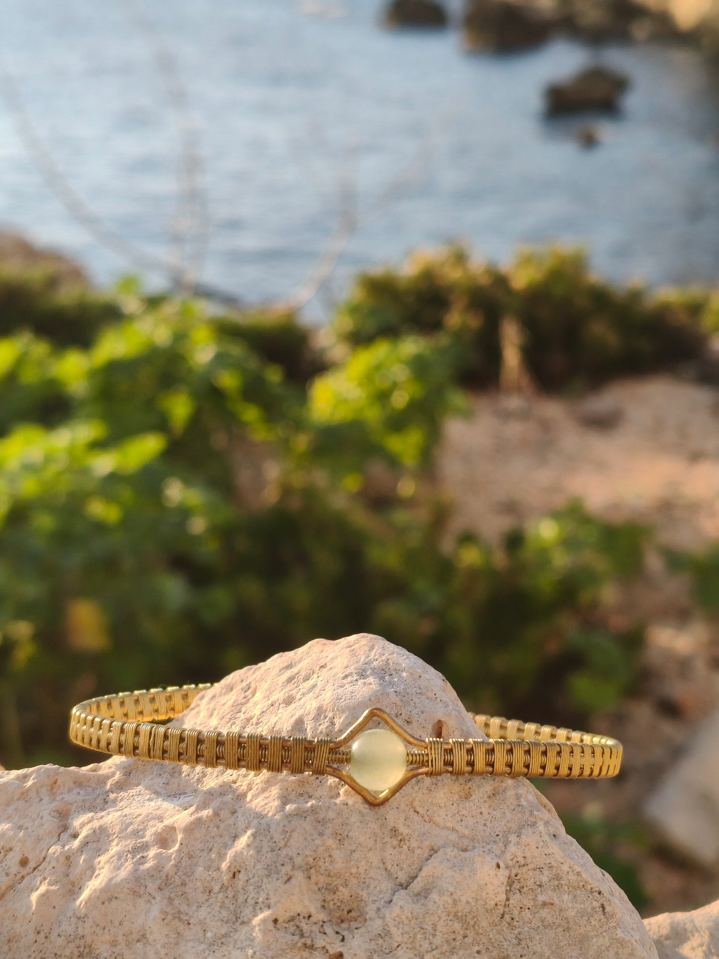 Brazalete de latón Camino Dorado