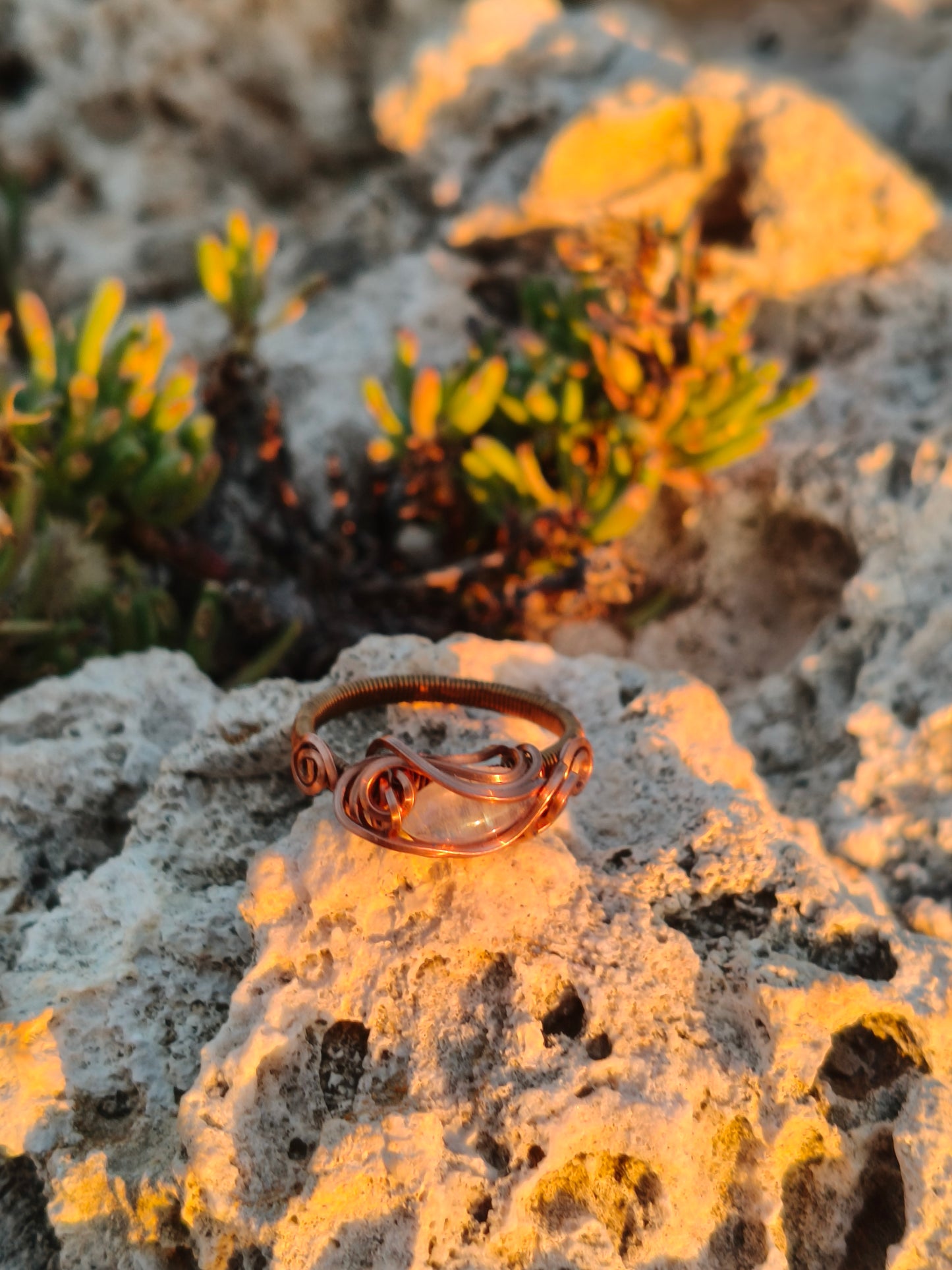 Anillo de cobre Moon Whisper